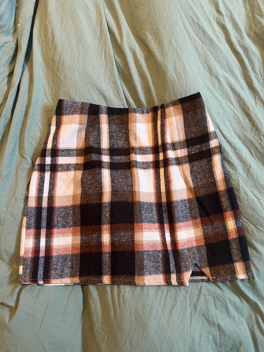 Plaid Split Hem Skirt